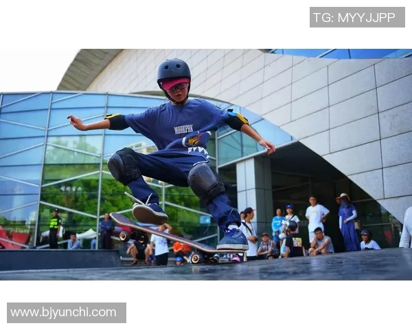 上海极限运动队包夹现象解析与热点趋势探讨