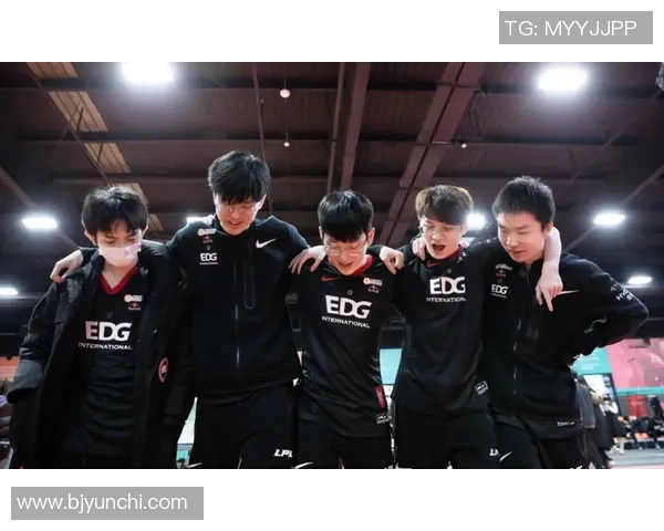 赛后分析:FPX与V5的团队协作与战术执行全景回顾 赛后分析:FPX与V5的团队协作与战术执行全景回顾